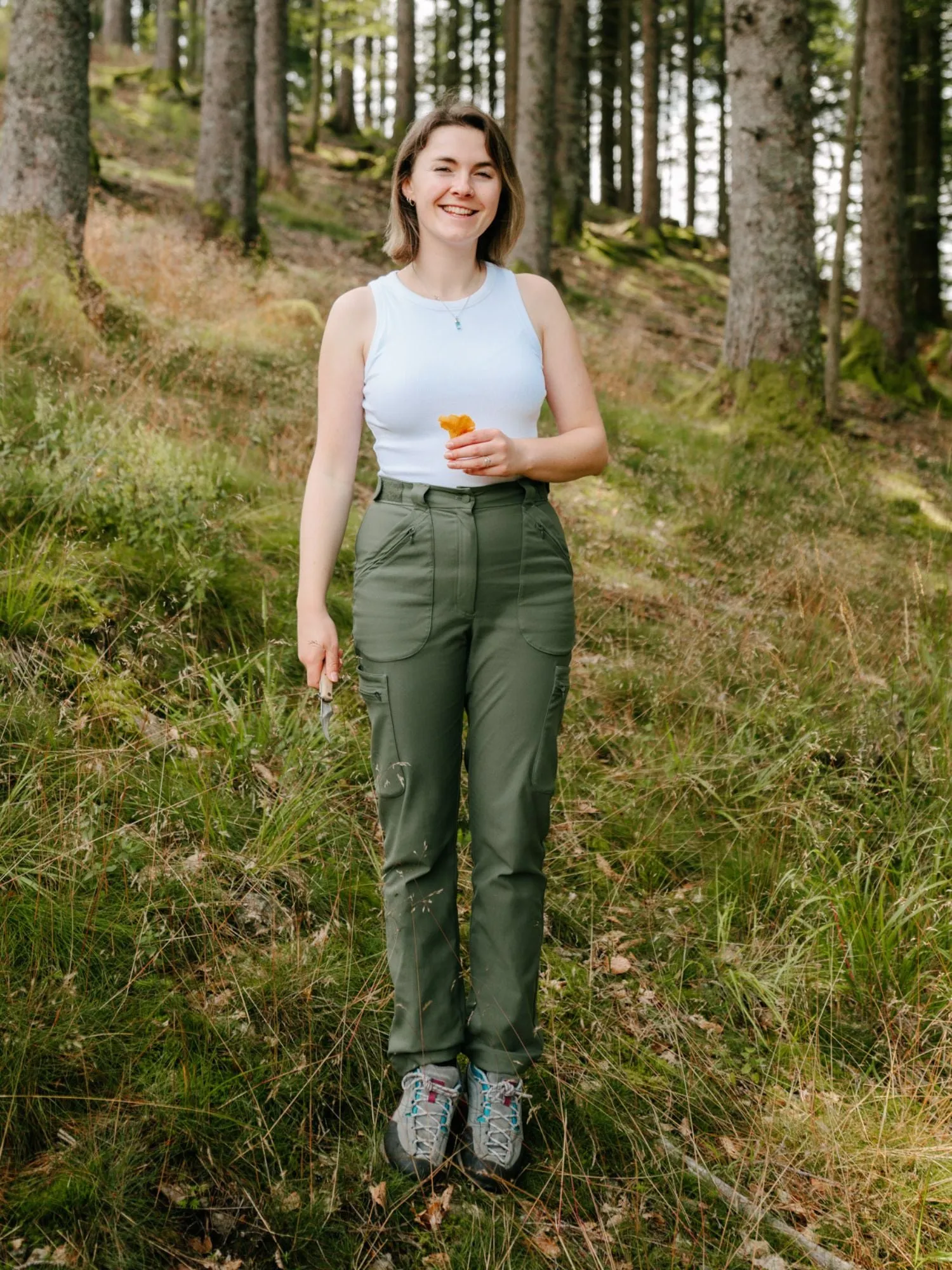 Amelia Hiking Pants with Adjustable Waist Green