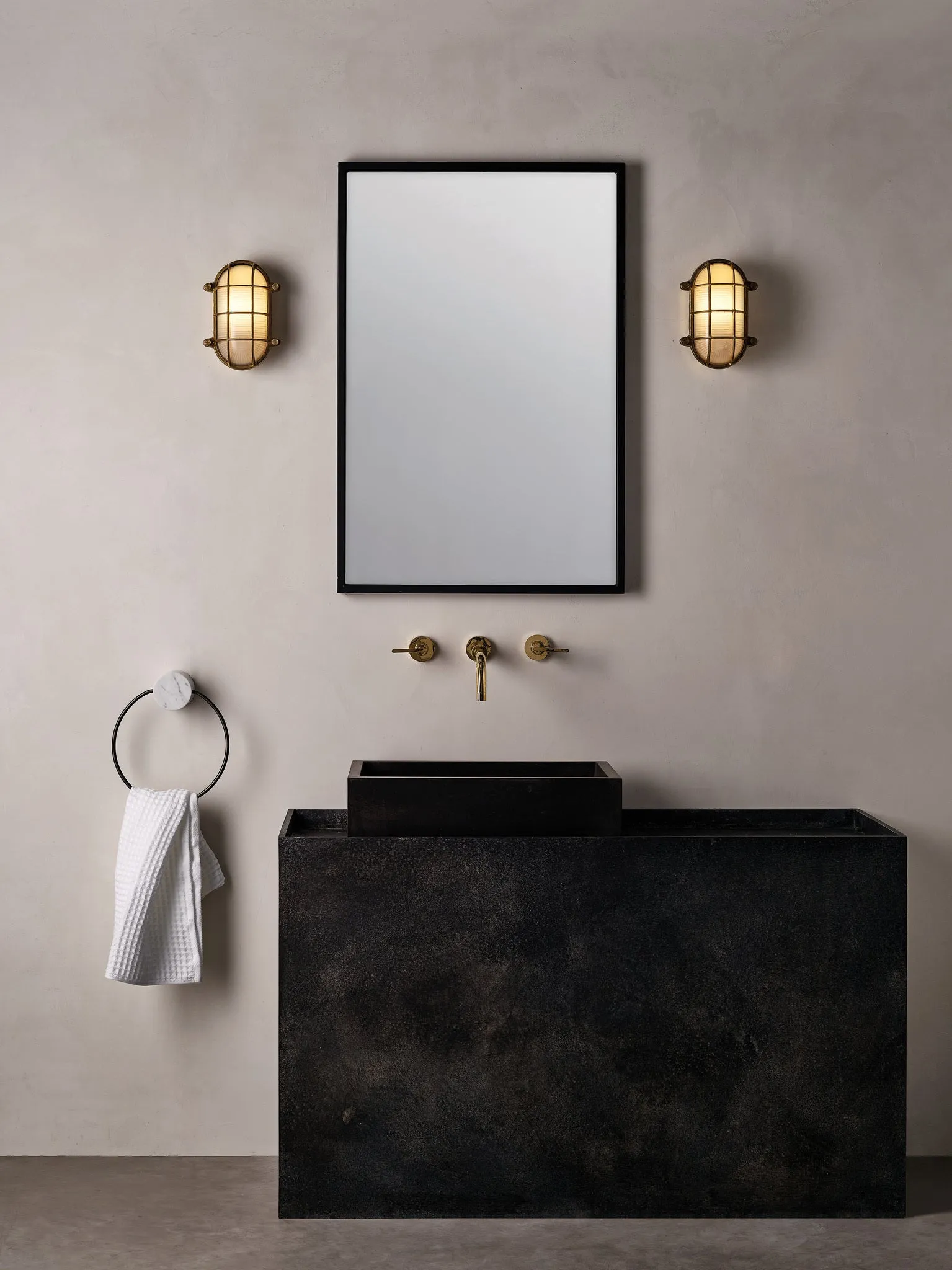 Astro 1376006 Thurso Outdoor Wall Light Cast Brass