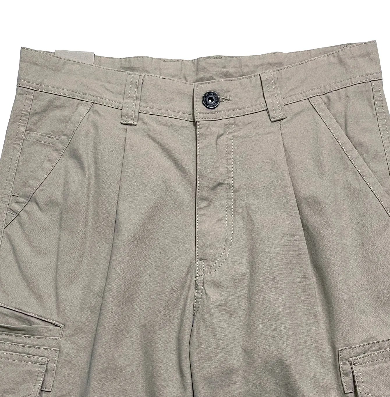 camel active Men Cargo Shorts in Regular Fit with Multipockets in 3 Colours Solid Cotton Canvas 9-303AW24CT0907