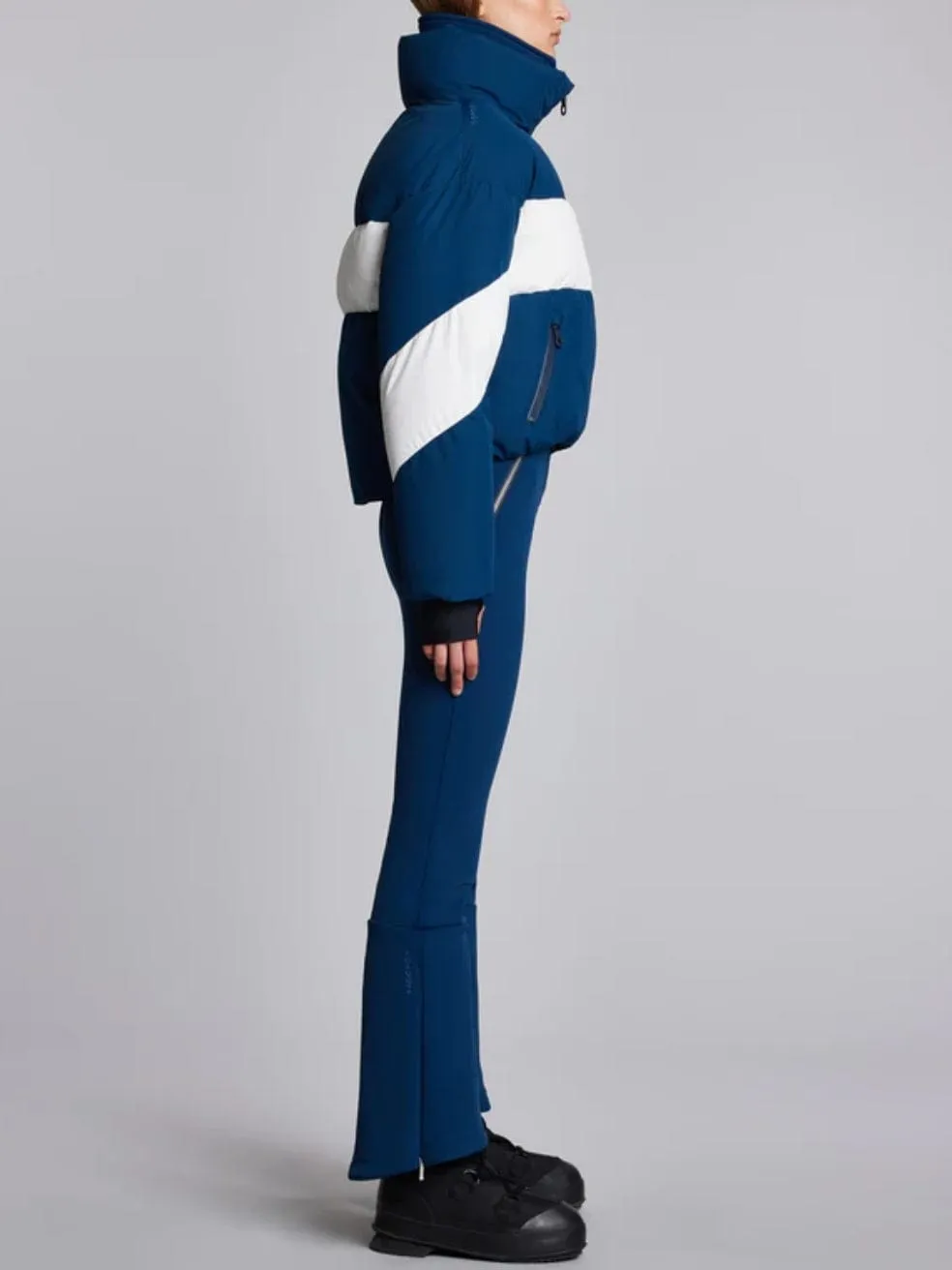 Cordova Aosta Jacket in Marine