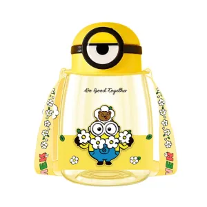Daisy Minions Collection Plastic Bottle with Shoulder Strap (800mL) Daisy Minions Collection Plastic Bottle with Shoulder Strap (800mL)