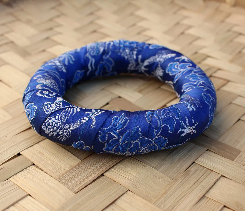 Dragon Embroidered Singing Bowl Ring Cushion 17cm