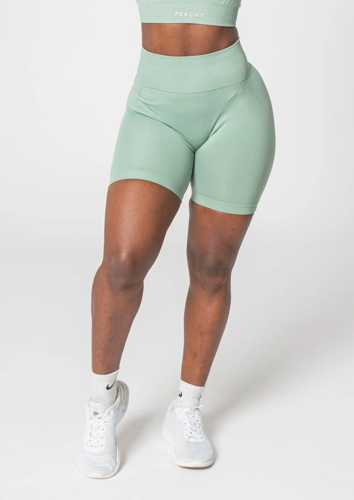 ENDURANCE Seamless Shorts