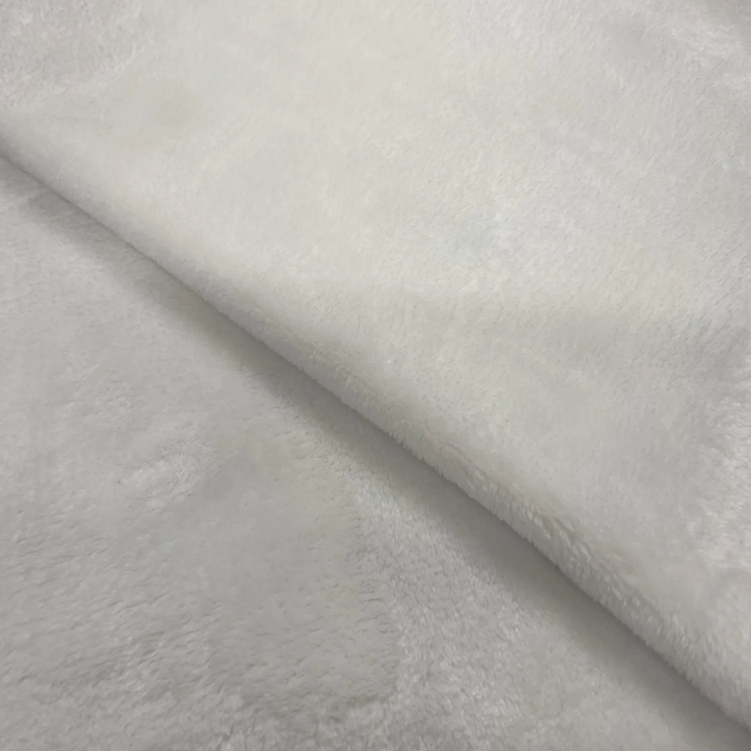 Extra Soft Cuddle Fleece Fabric 150cm, Silver