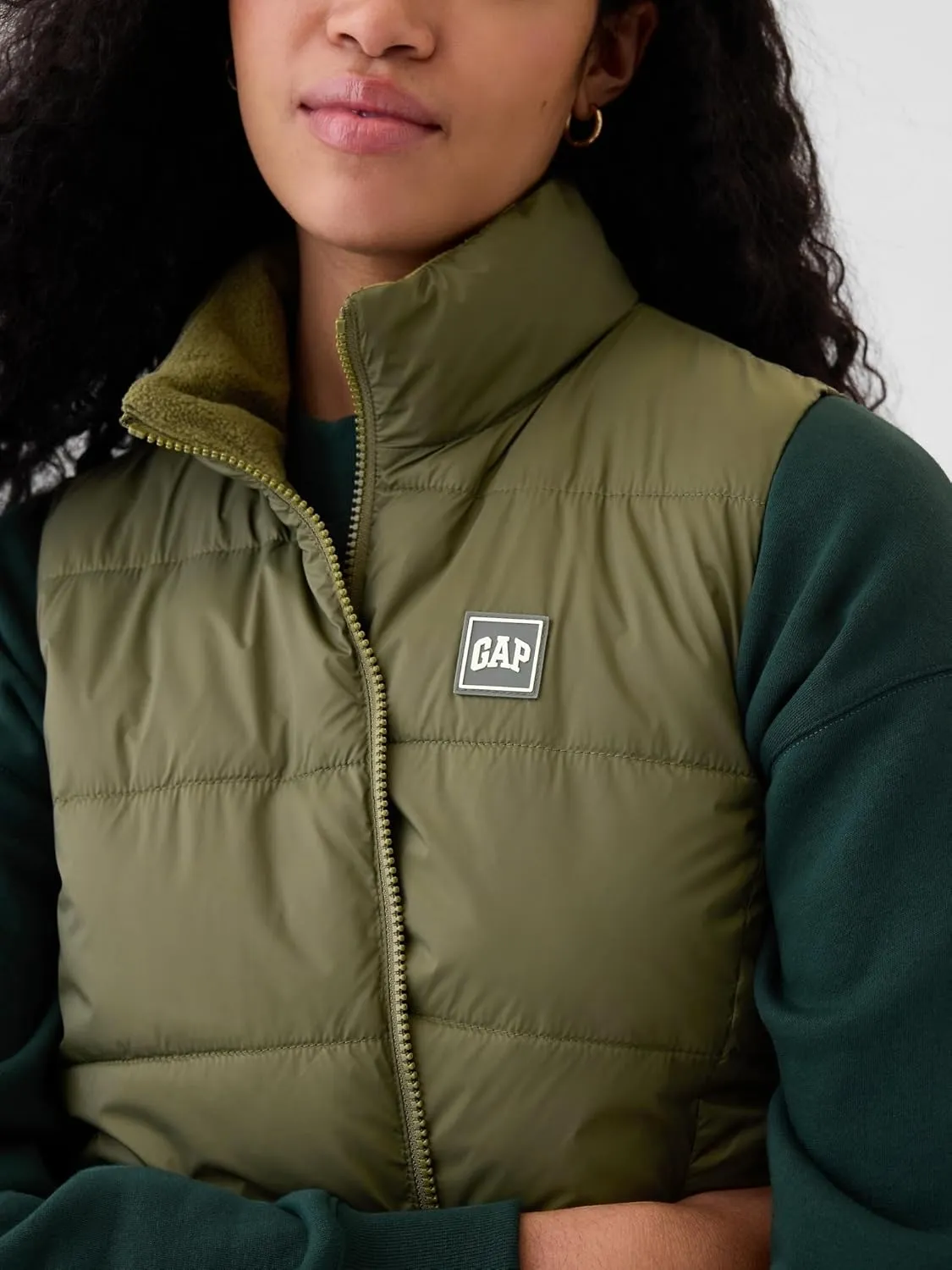 GAP Logo Lightweight Puffer Jacket