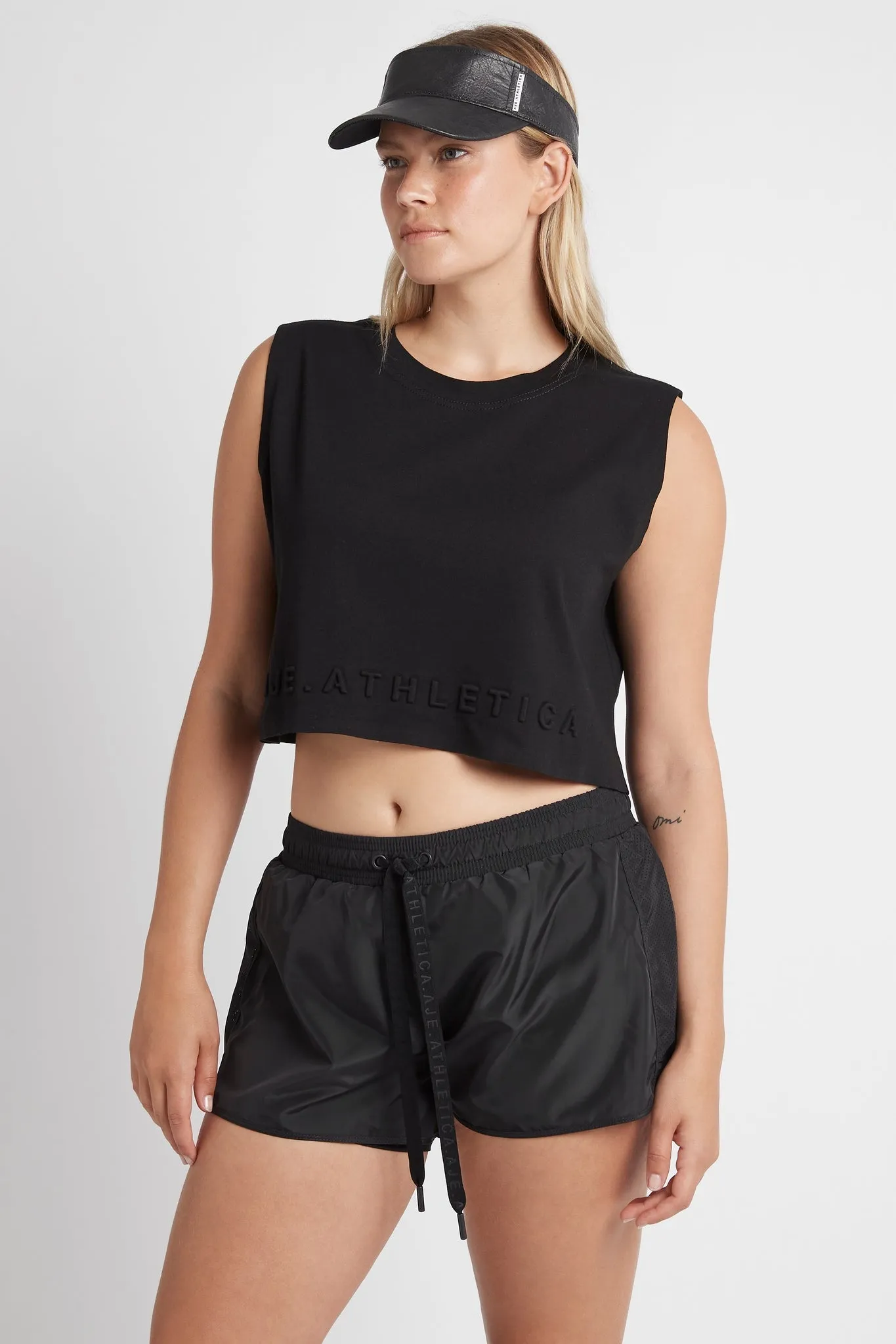 Logotape Running Shorts 602