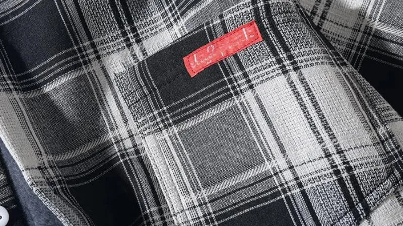 Men's Autumn Casual Plaid Long Sleeved Shirt With Velvet