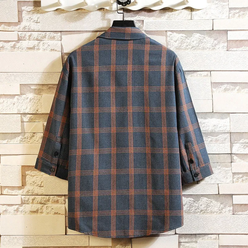 Men's Casual Cotton Shirt With Plaid Pattern