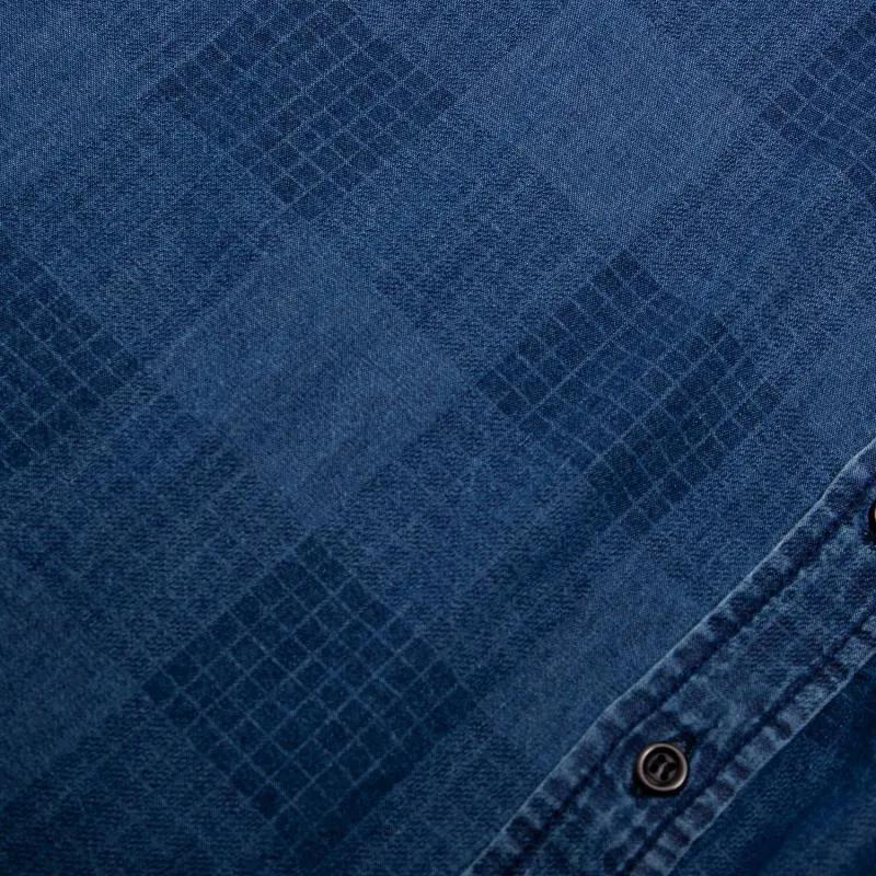 Men's Casual Plaid Long Sleeved Denim Shirt