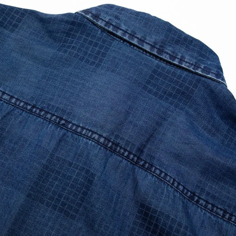 Men's Casual Plaid Long Sleeved Denim Shirt