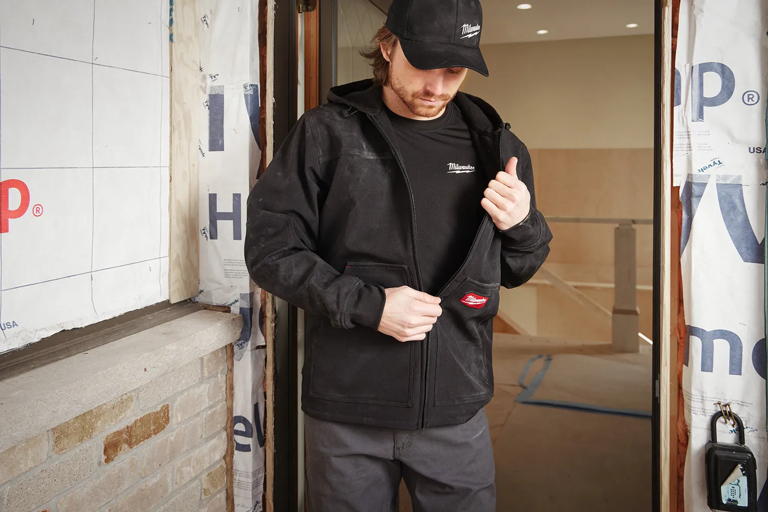Milwaukee FREEFLEX™ Softshell Hooded Jacket Black