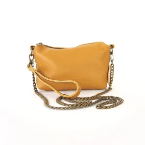 Molly | Clutch