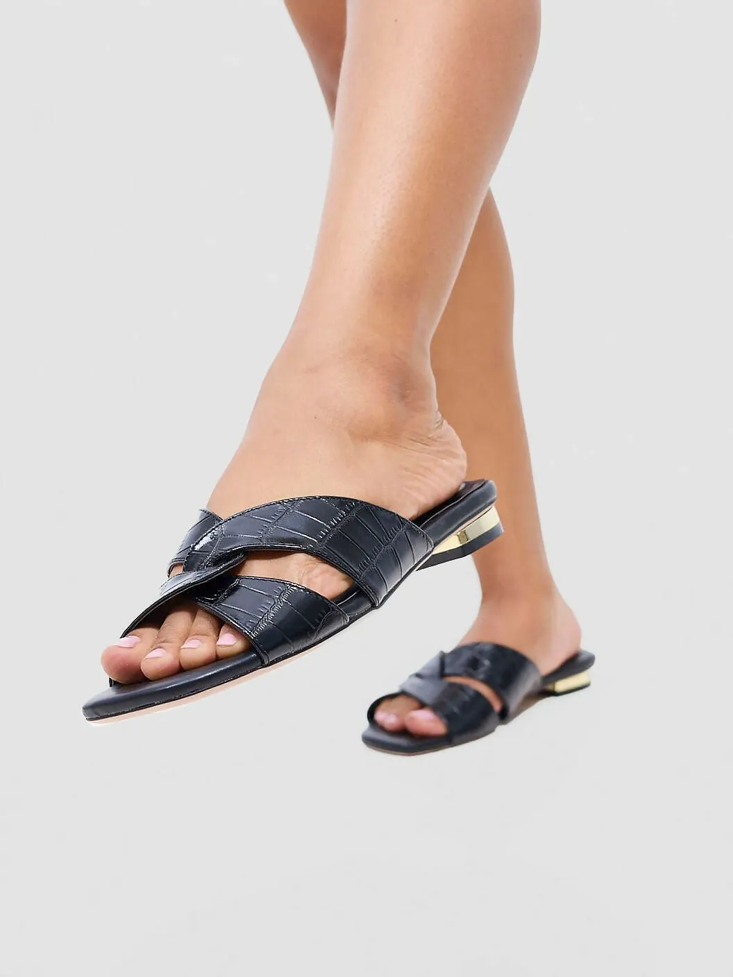 Nine West Yelena Sandal - Black