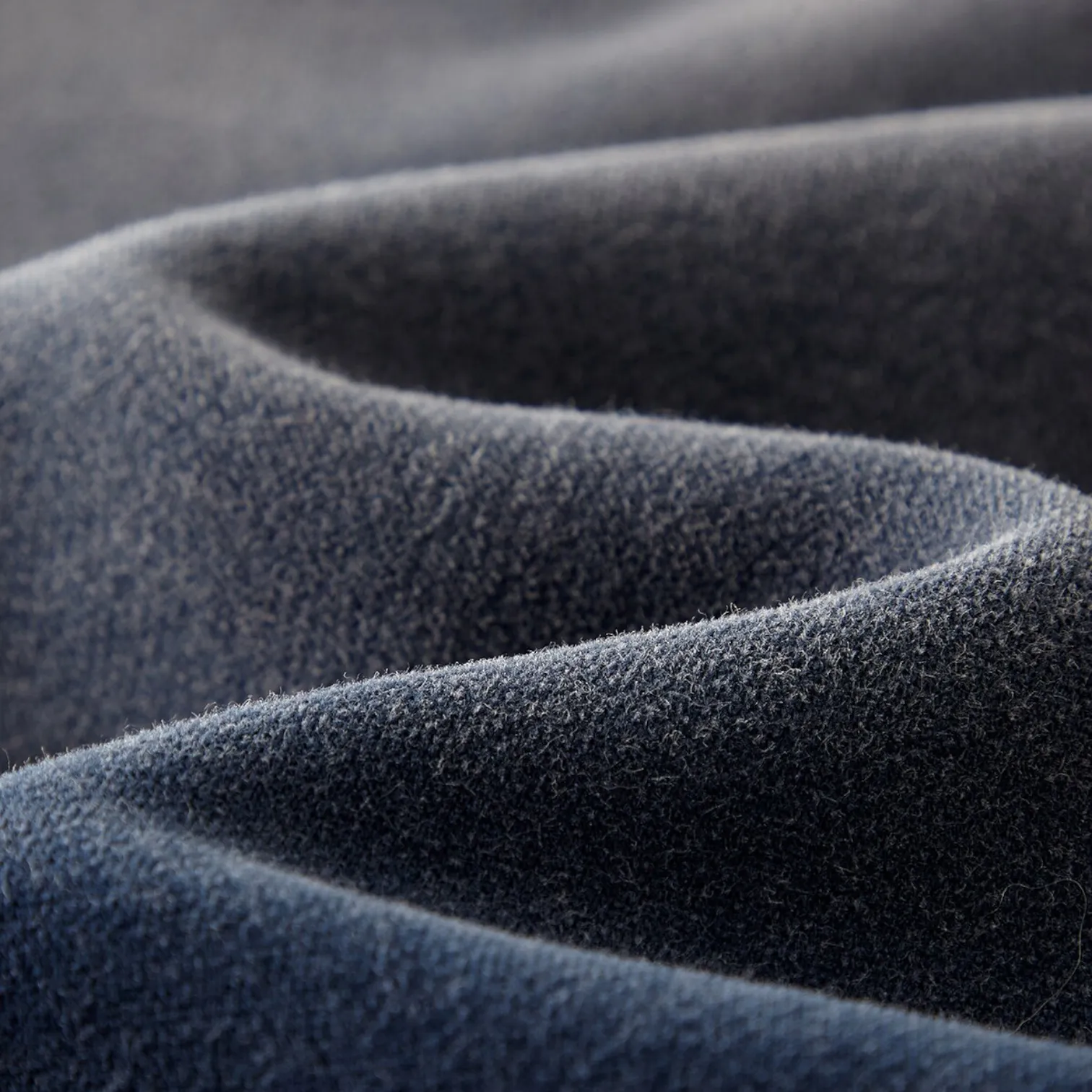 Oversized heavy fleece with gradient wash sweatshirt