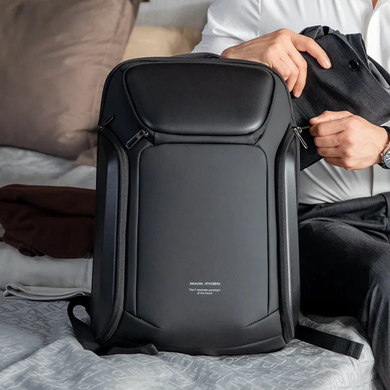 Polycom: Plan Your Day Comfortably With a Versatile Backpack
