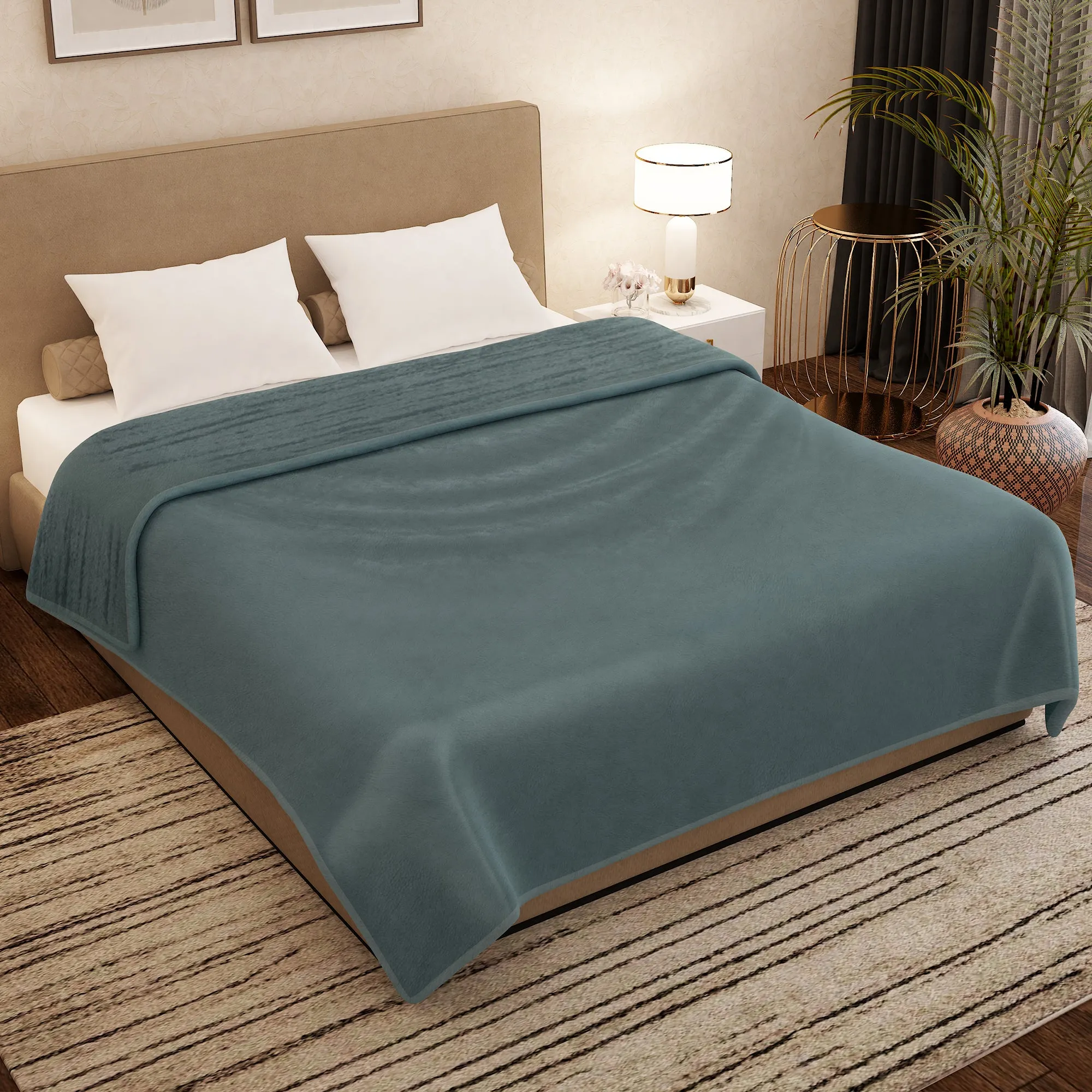 Premium  Black Double Flannel Blanket