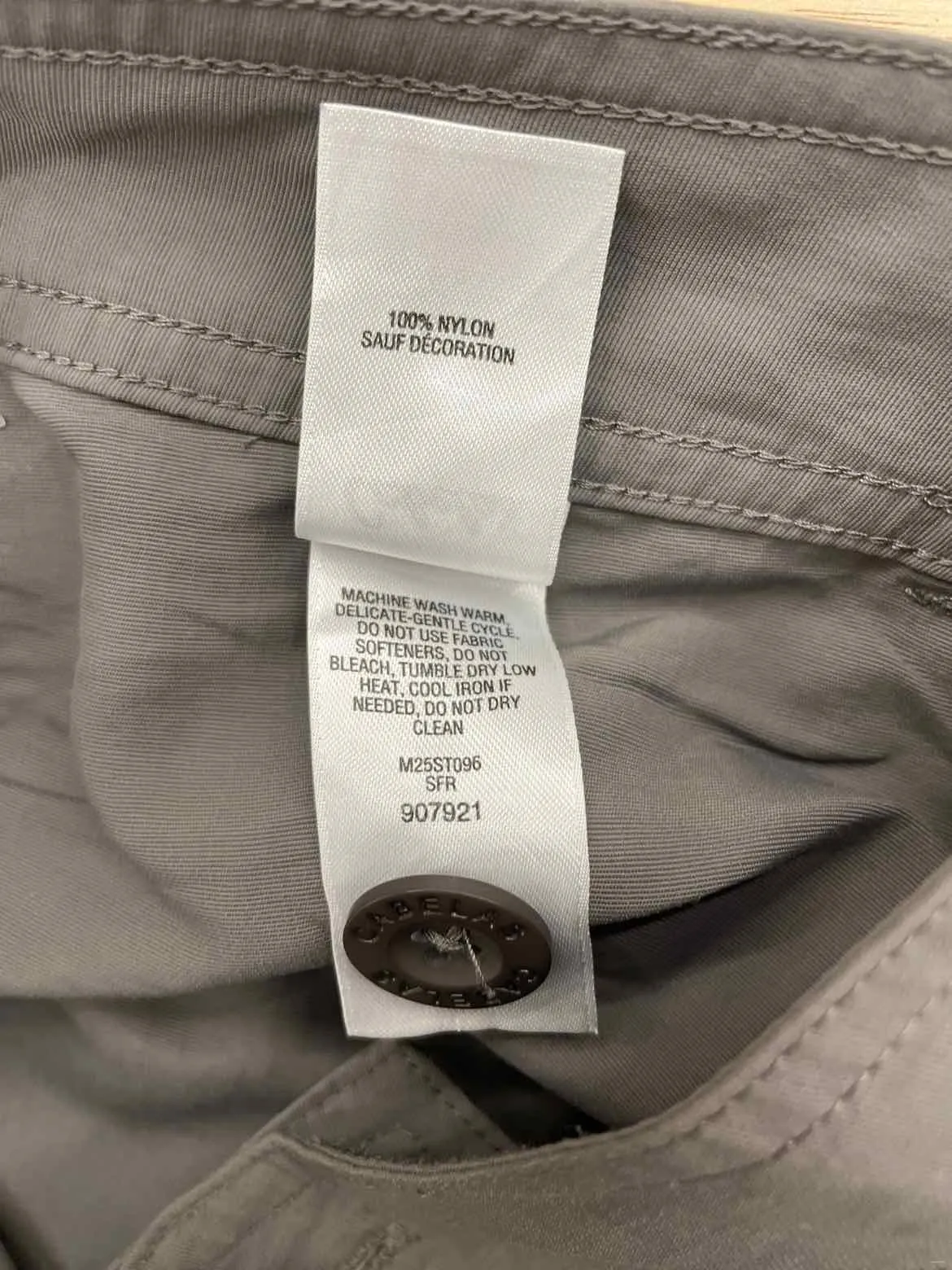 Size 46 Cabelas Men's Shorts
