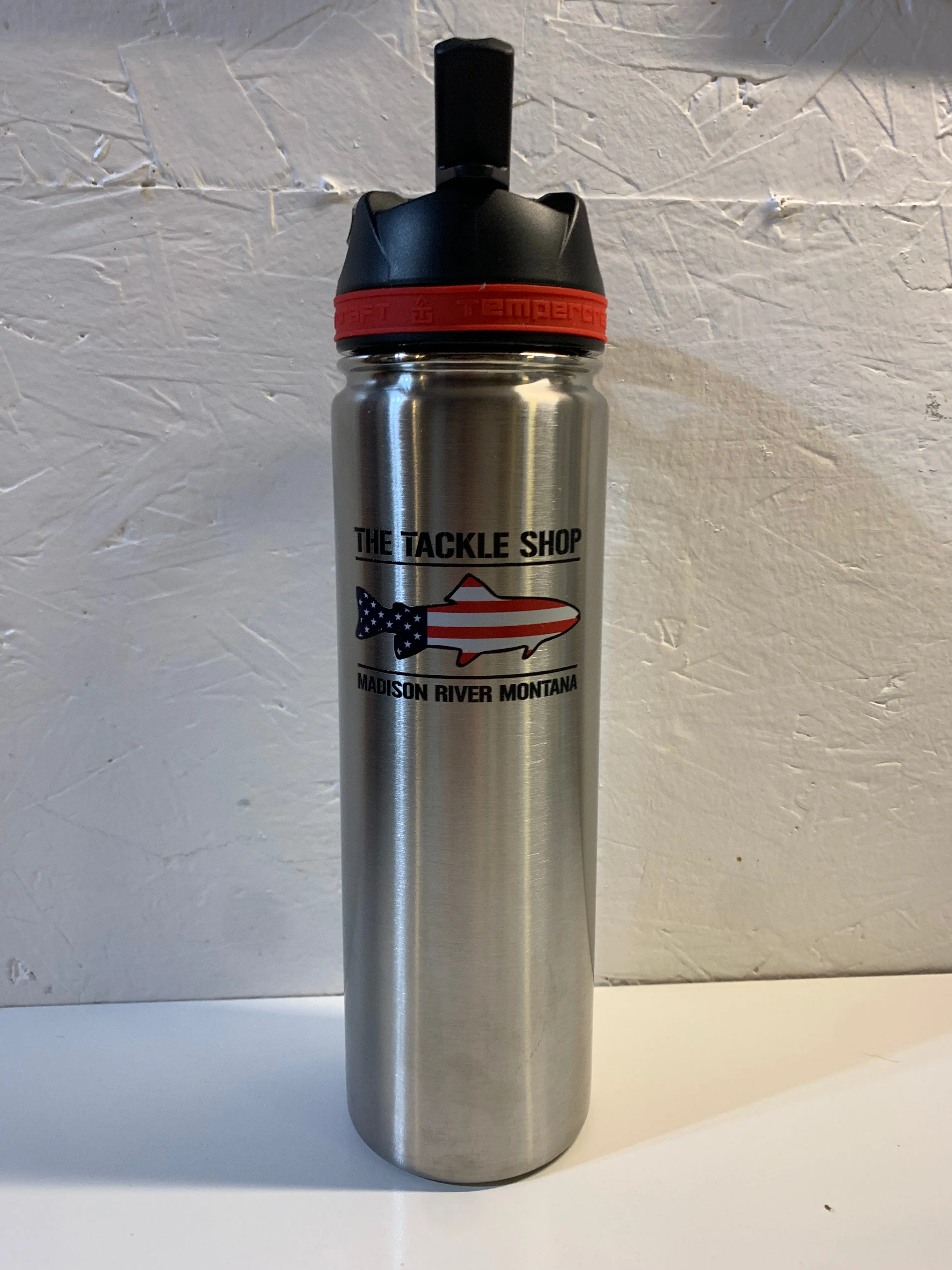 The Tackle Shop Tempercraft 22oz Vacuum Insulated Water Bottle