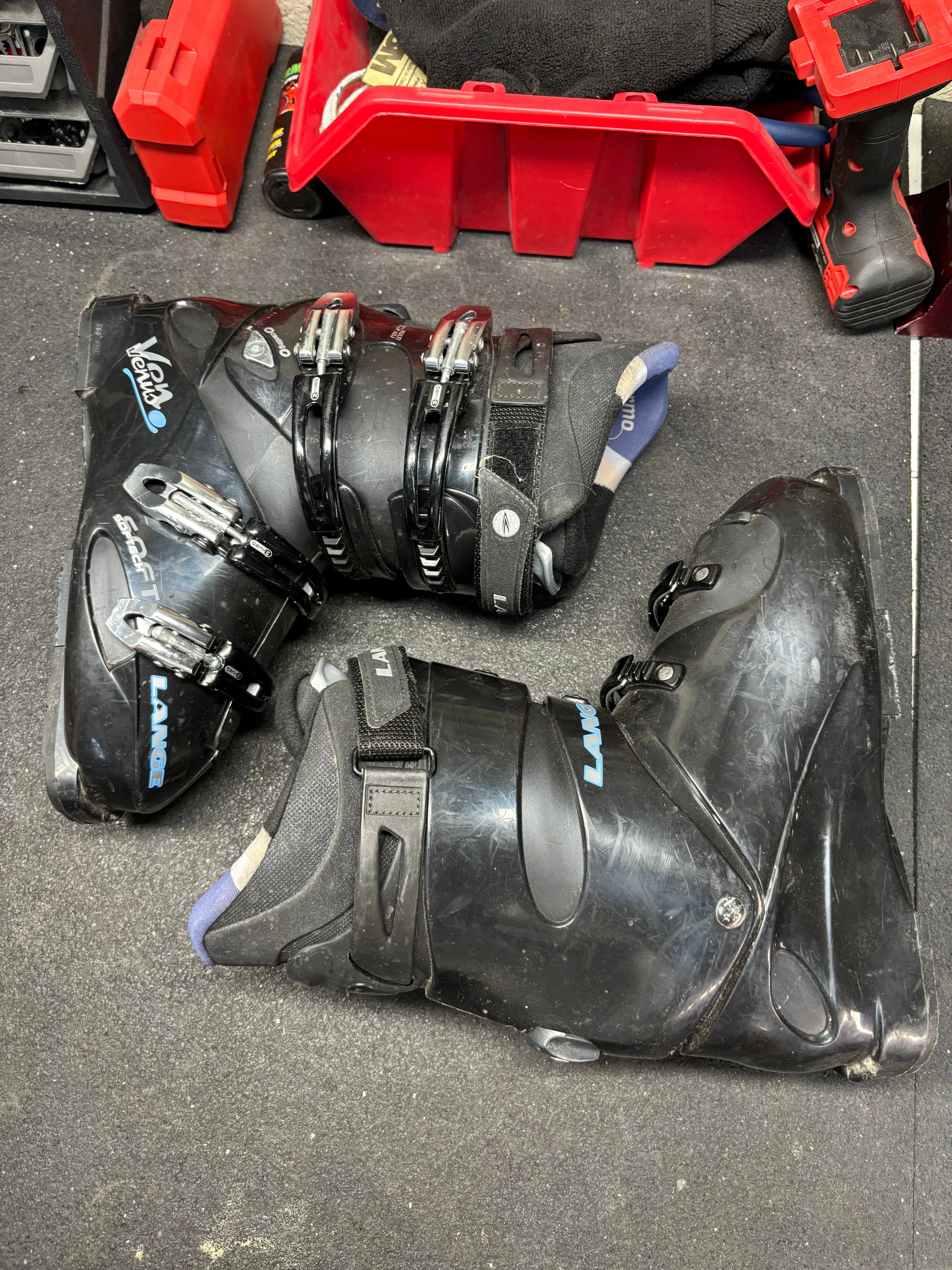 Used Lange Venus 6 308mm Ski Boots