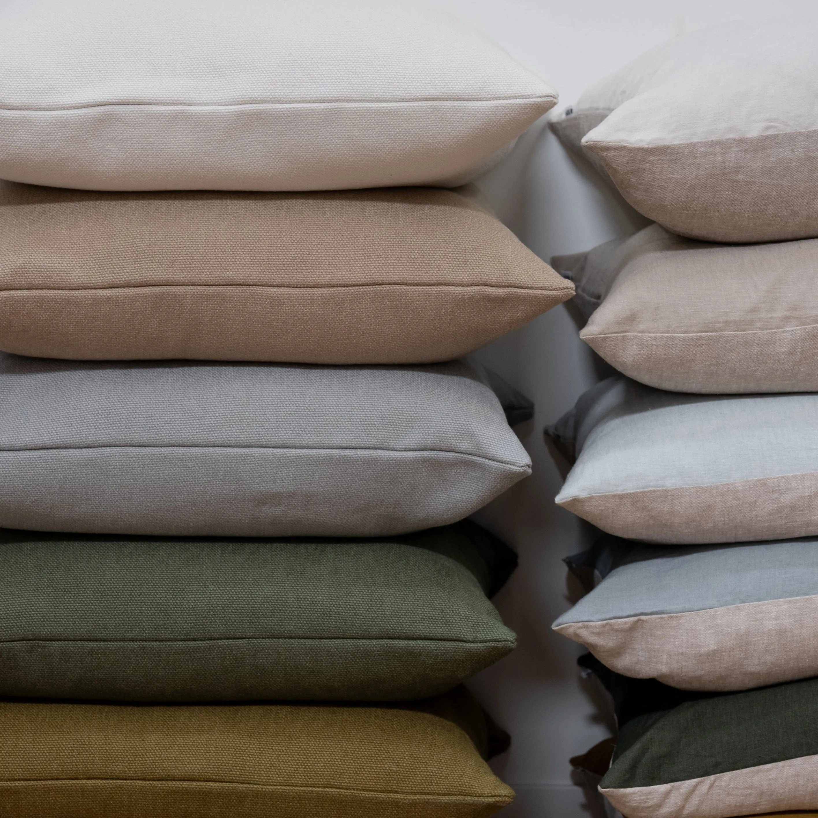 Vail Pillow