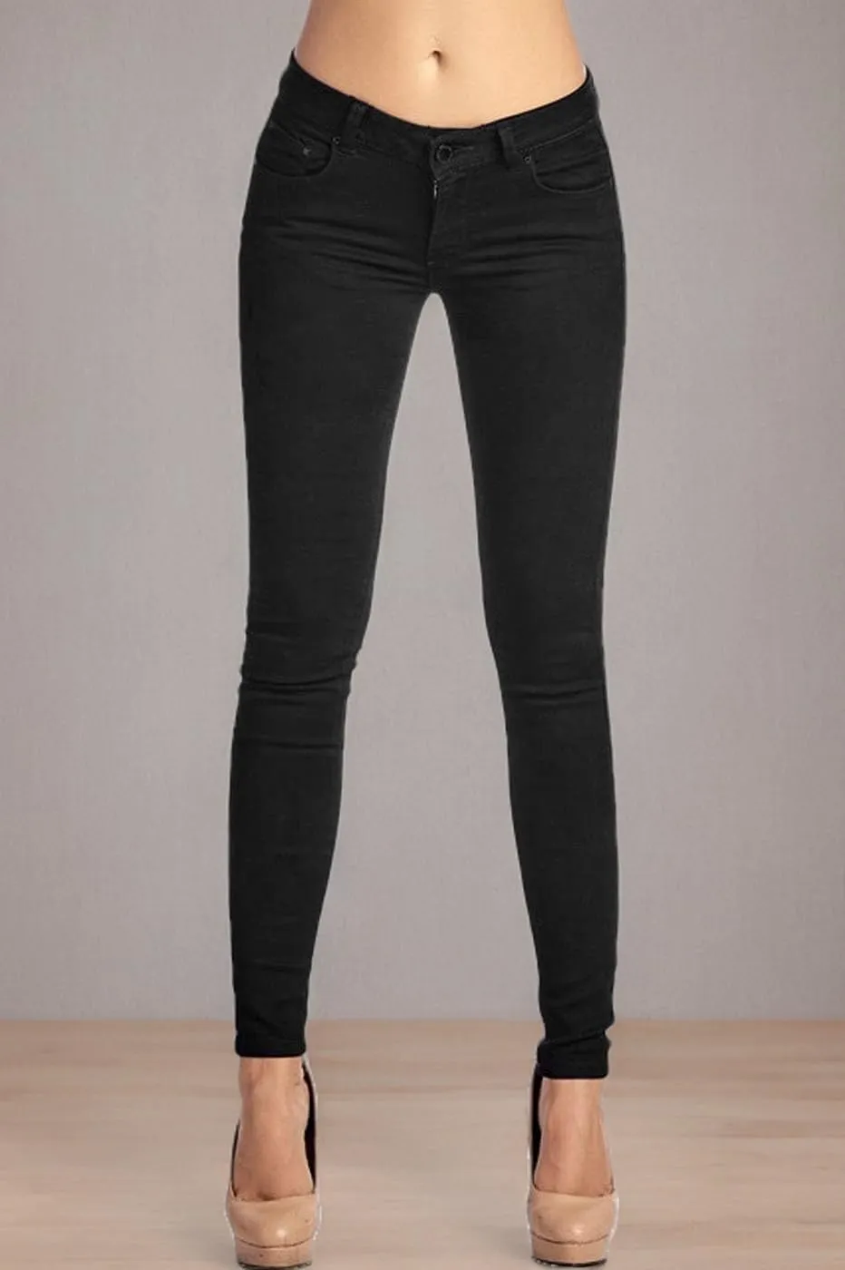 Women's Super Stretch Flexible Fit 5 Pocket Mid Rise Bermuda Pants